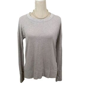 Athleta Womens XS Long Sleeve Top Pullover Light Gray Thumb Holes Crew Neck